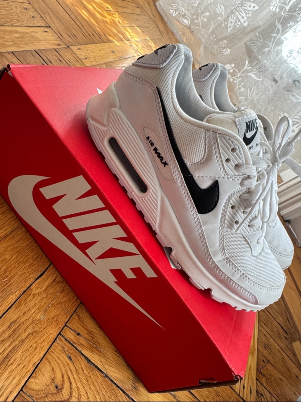 Nike Air Max 90 White & Black